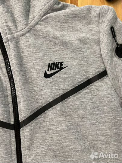 Nike tech fleece