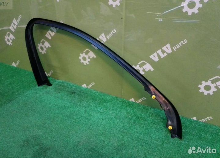 Уплотнитель двери передний правый Mercedes S-Class