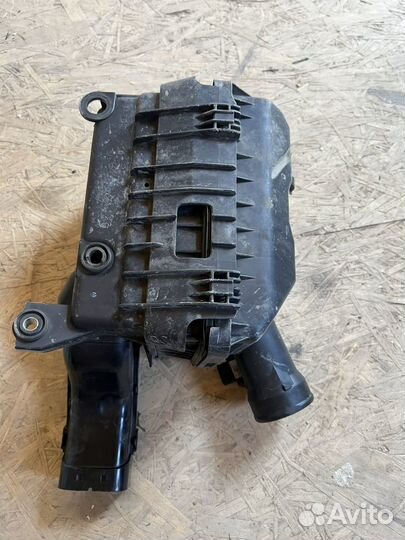 Корпус воздушного фильтра Mitsubishi Asx