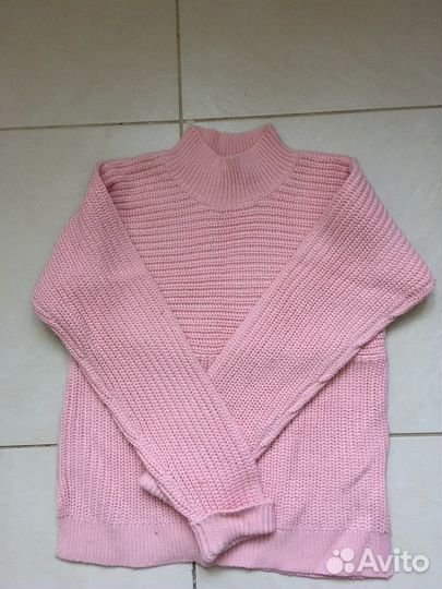 Свитер женский