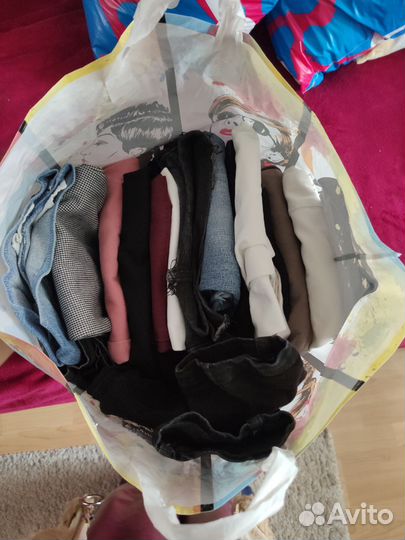 Пакет с вещами