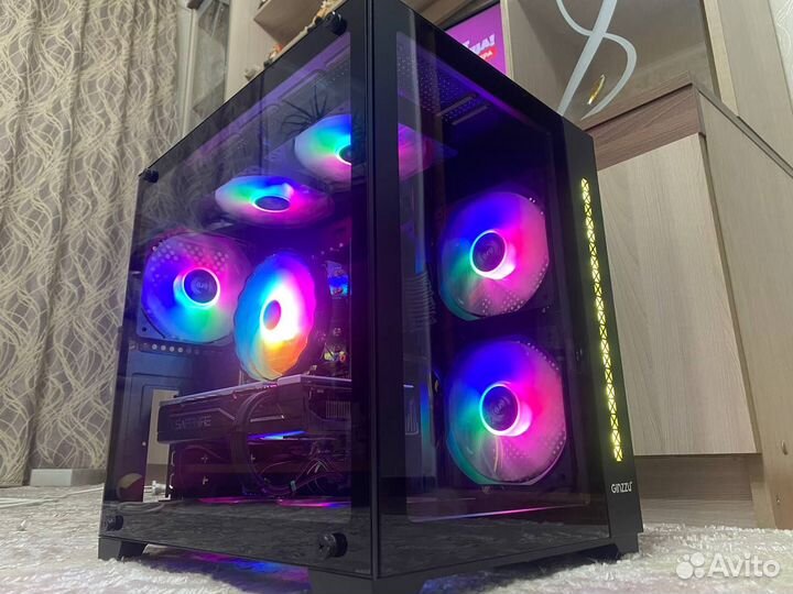 Мощный игровой компьютер Кубик