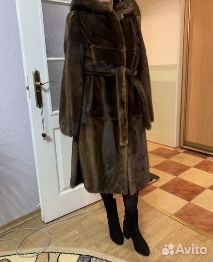 Шуба норковая с капюшоном