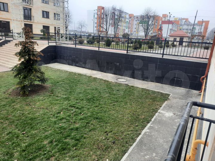 2-к. квартира, 64 м², 1/4 эт.