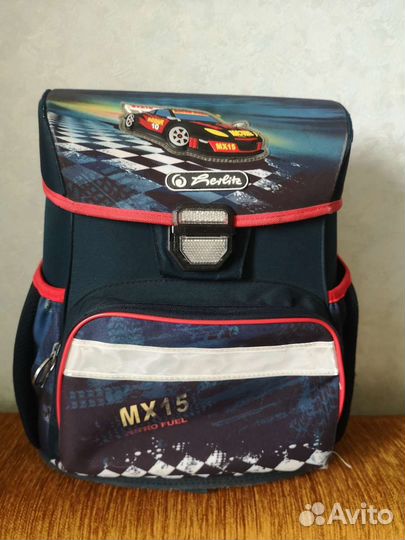 Школьный рюкзак