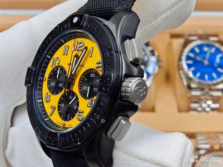 Breitling Avenger красивые кварцевые мужские часы