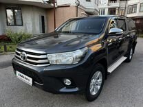 Toyota Hilux 2.4 MT, 2015, 249 000 км, с пробегом, цена 2 300 000 руб.