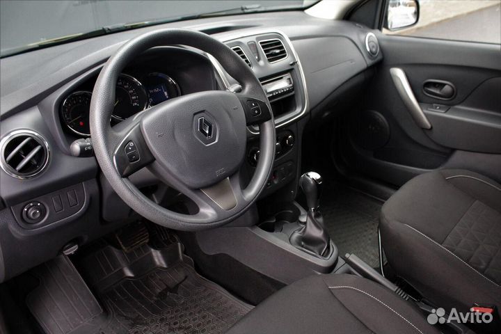 Renault Sandero Stepway 1.6 AT, 2016, 74 152 км