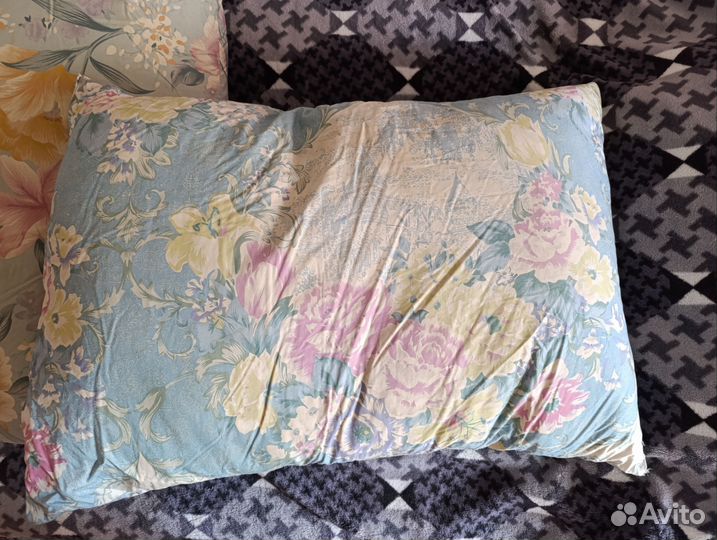 Подушка пуховая