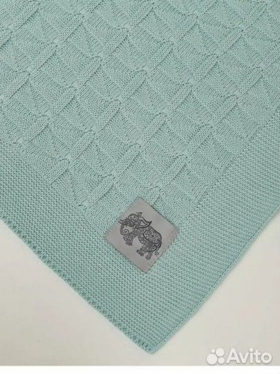 Плед вязаный для малыша