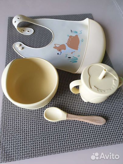 Детская посуда для кормления силиконовая