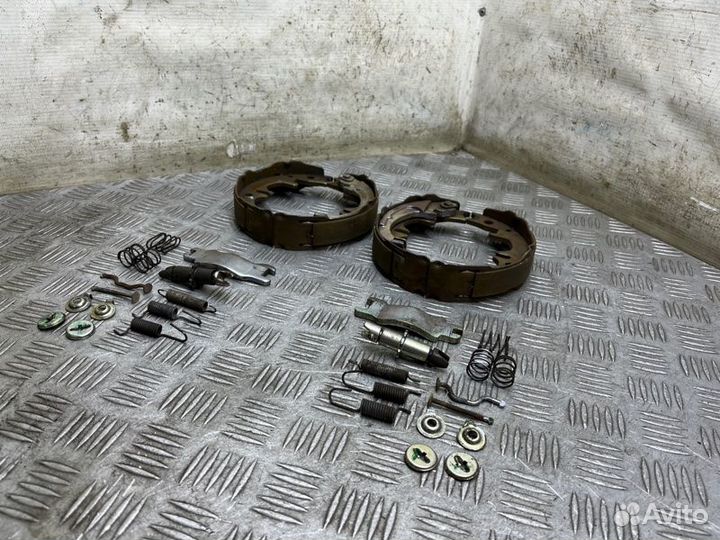 Ремкомплект стояночного тормоза Toyota Highlander