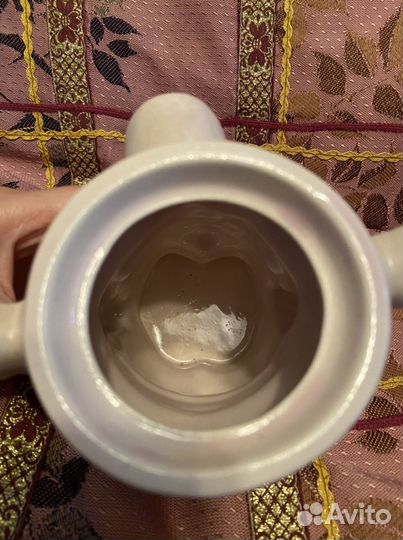 Фарфоровая статуэтка