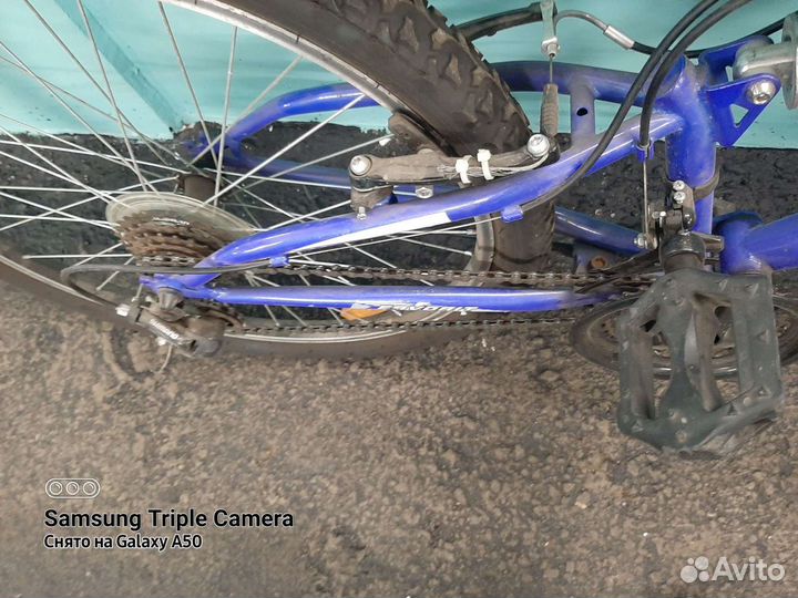Продам спортивный велосипед favorit