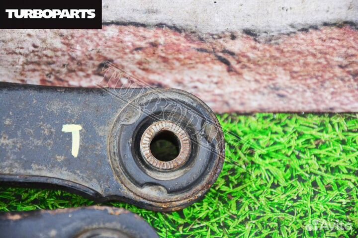 Рычаги нижние задние Toyota Mark 2 JZX110 1jzgte