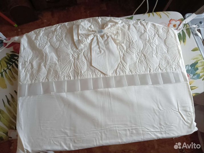 Бортики и балдахин для детской кроватки