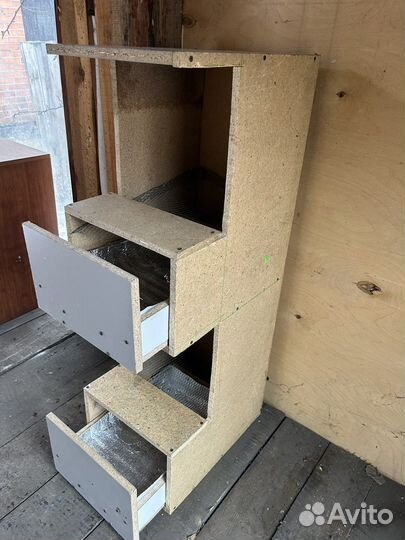 Гнездо для кур с яйцесборником