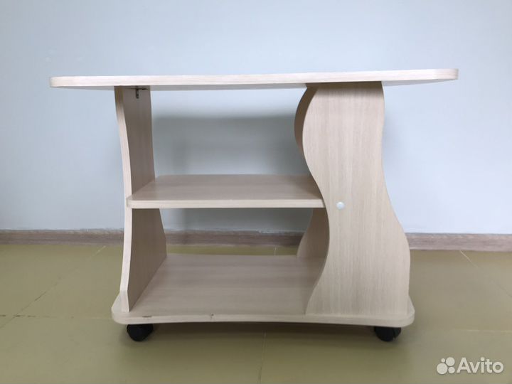 Продам журнальный столик