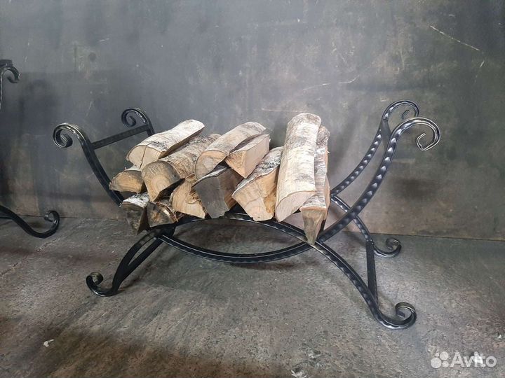 Дровница кованая