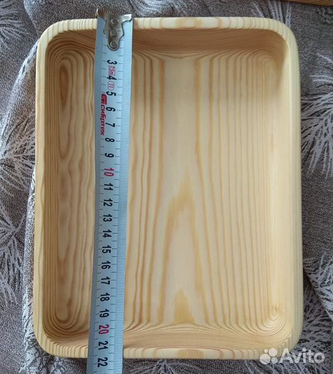 Тарелка деревянная, поднос