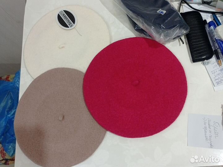 Берет женский