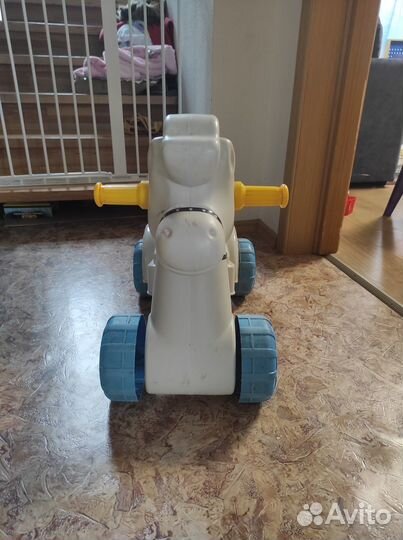 Лошадка каталка