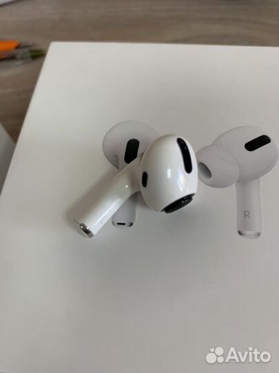 Наушник левый AirPods Pro