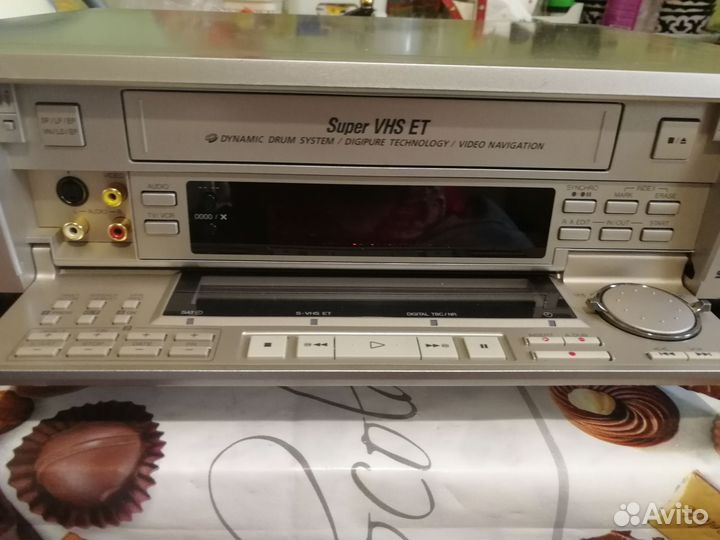 Видеомагнитофон JVC HR-S9700EU hi-fi stereo