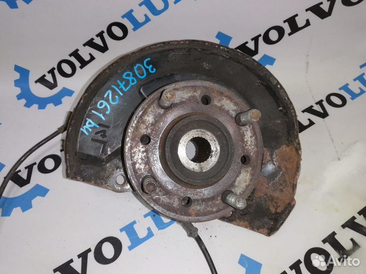 Кулак поворотный Volvo S40 V40 1996-1998 левый