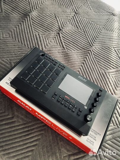 Akai MPC Live 2