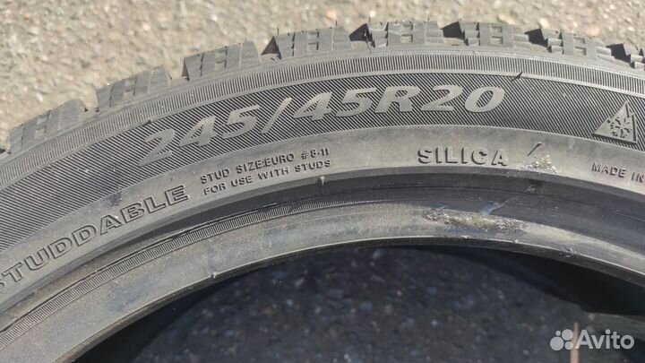 Zeta Antarctica Sport 245/45 R20