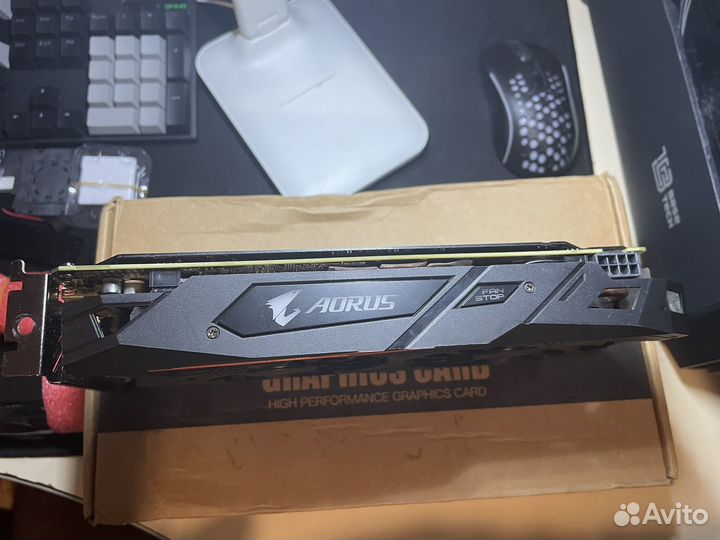 Gigabyte Aorus RX 580 8Gb неисправна