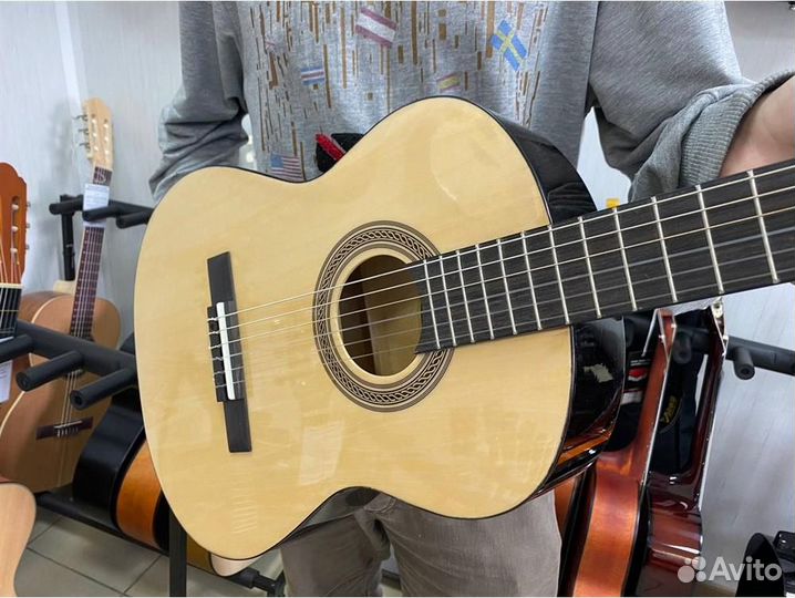Veston C-45A 3/4 - уменьшенная классическая гитара