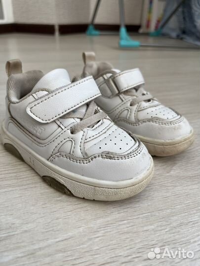 Кроссовки мигающие для девочки/мальчика 22р