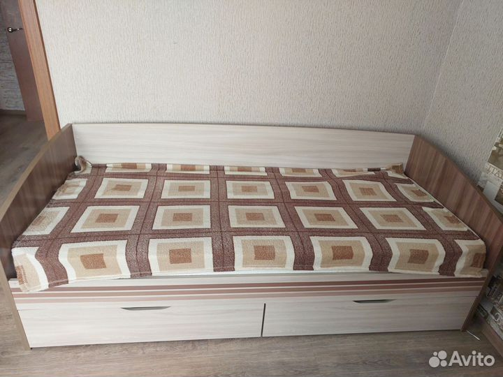 Детская кровать от 3 лет с матрасом бу