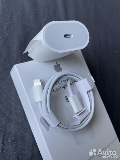 Зарядка для iPhone 20w с проводом