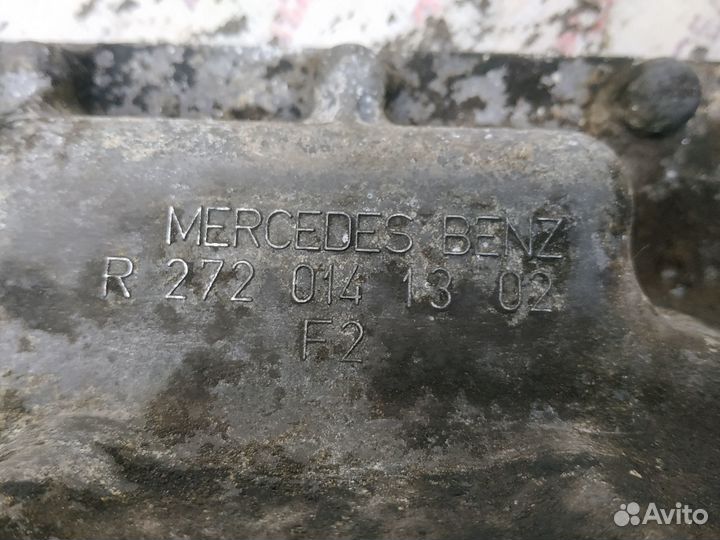 Поддон масляный мотора m272 Mercedes верхняя часть