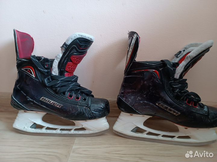Хоккейные коньки bauer vapor 1x и vapor x800