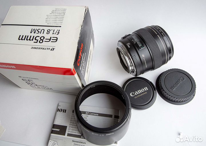Canon EF 85mm f 1.8 USM