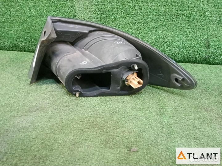 Фонарь задний левый mazda atenza