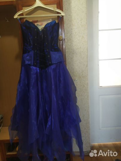 Вечернее платье