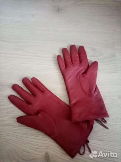 Продам перчатки женские
