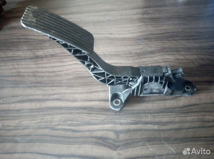 Педаль газа Kia Rio 4