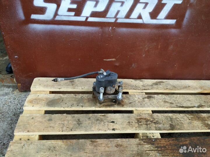 Суппорт задний левый Volkswagen Passat B6 1.8 BZB