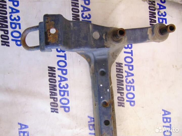 Балка подрадиаторная для Volkswagen Passat 1988-1