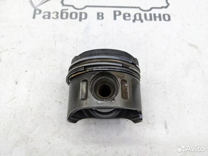 Поршень дизель w904 Sprinter 612.981