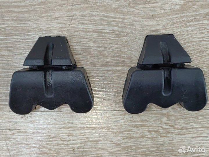 Подушка радиатора Bmw X5 E70 N52B30AF 2008