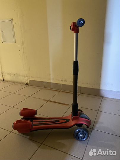 Самокат детский трехколесный
