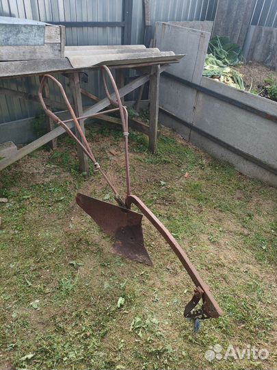 Конный плуг