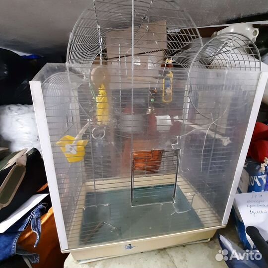 Большая клетка для птиц